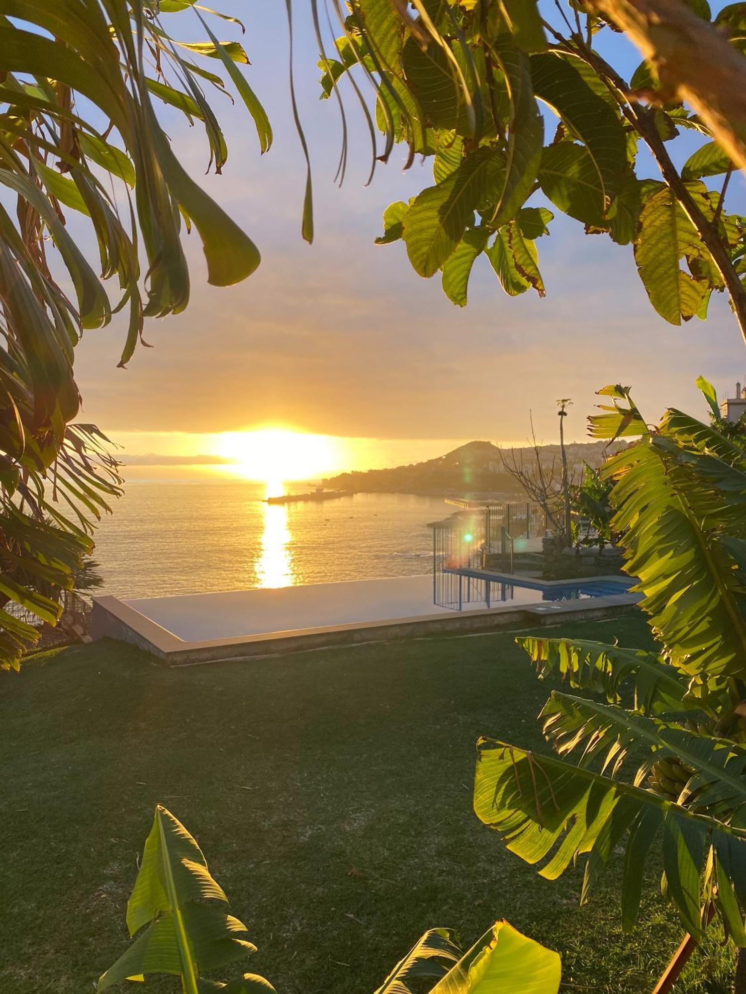 Irlandas Villa Funchal Seaside Villas מראה חיצוני תמונה